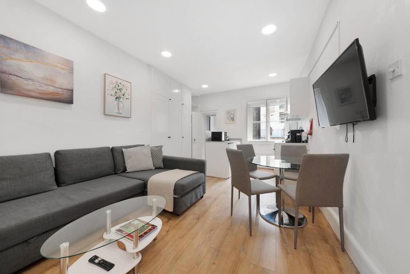 2 Bed Piccadilly Apartment 3 Londen Buitenkant foto